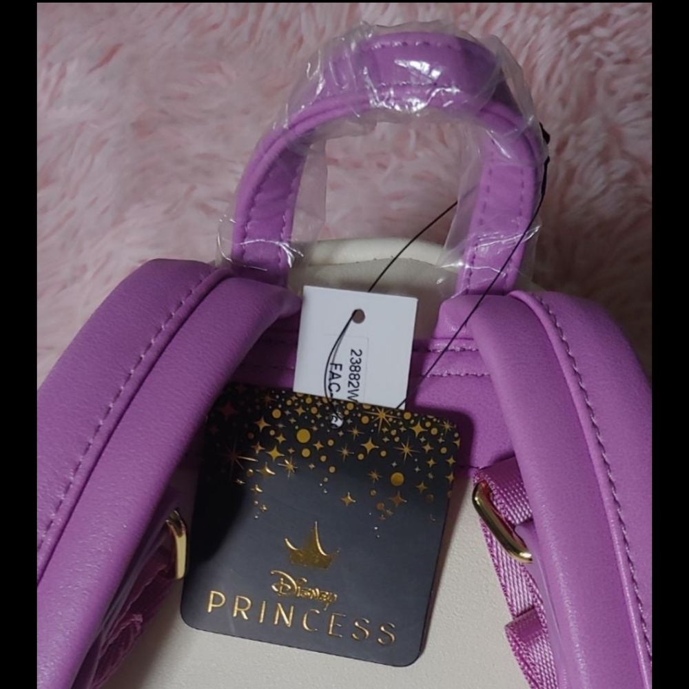 tangled Loungefly backpack new with tags - Picture 7 of 7